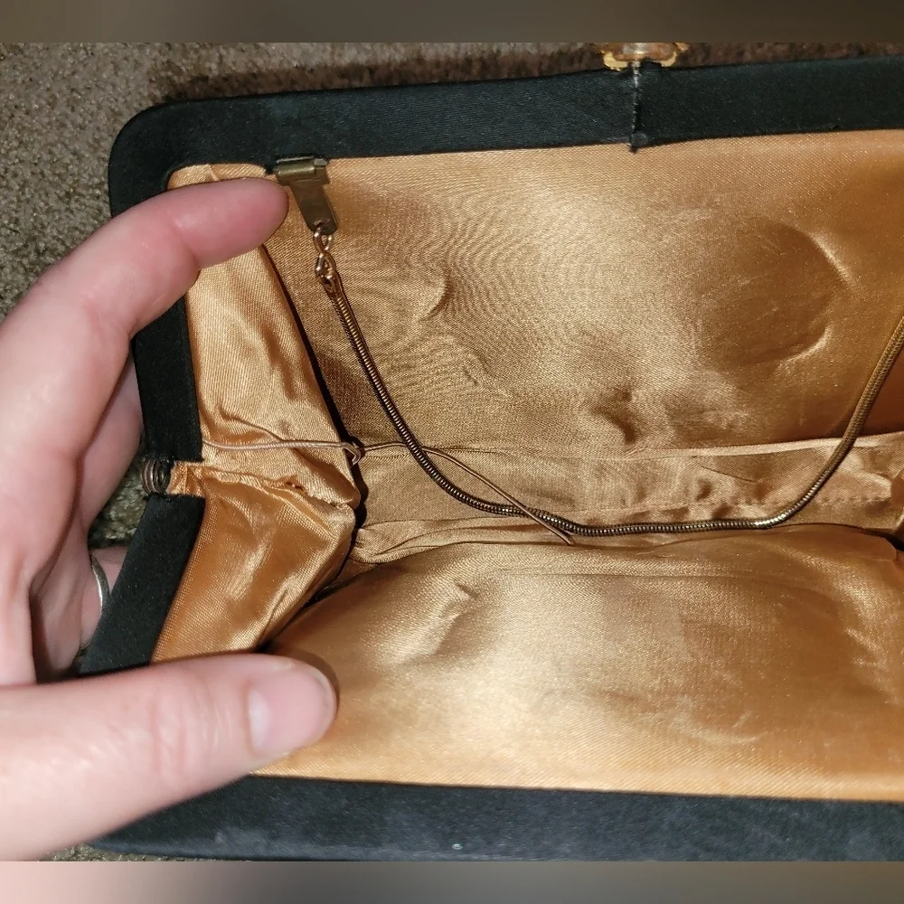 Vintage 1950-60 evening clutch with coin purse and optional handle